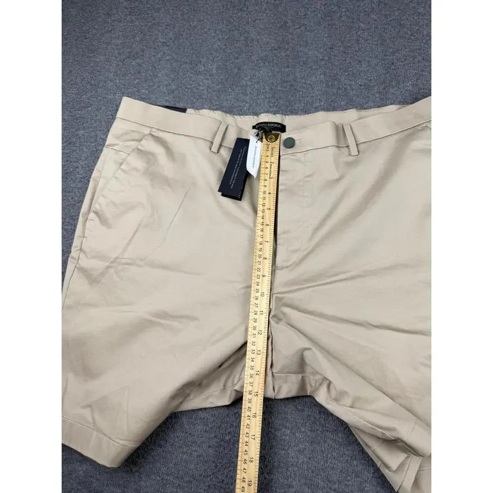 Banana Republic Core Temp Aiden Short Men's Khaki‎ Chino Shorts Size 42